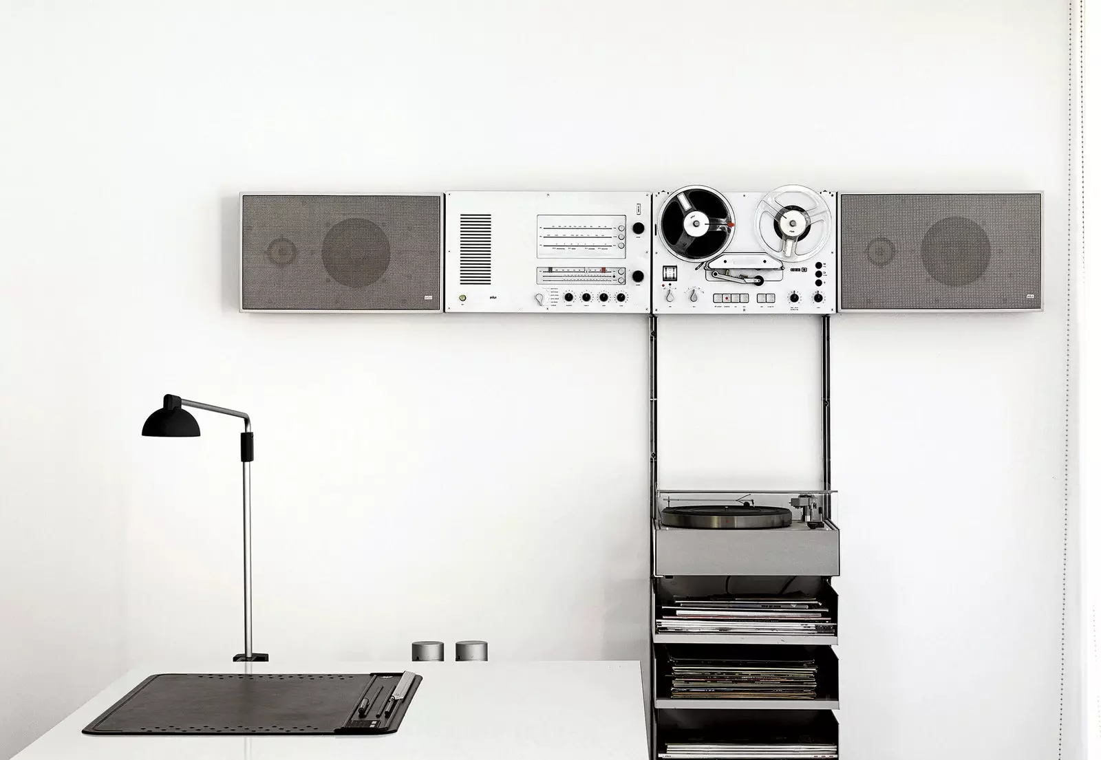 Die Stereoanlage Braun Radio 310 von Dieter Rams