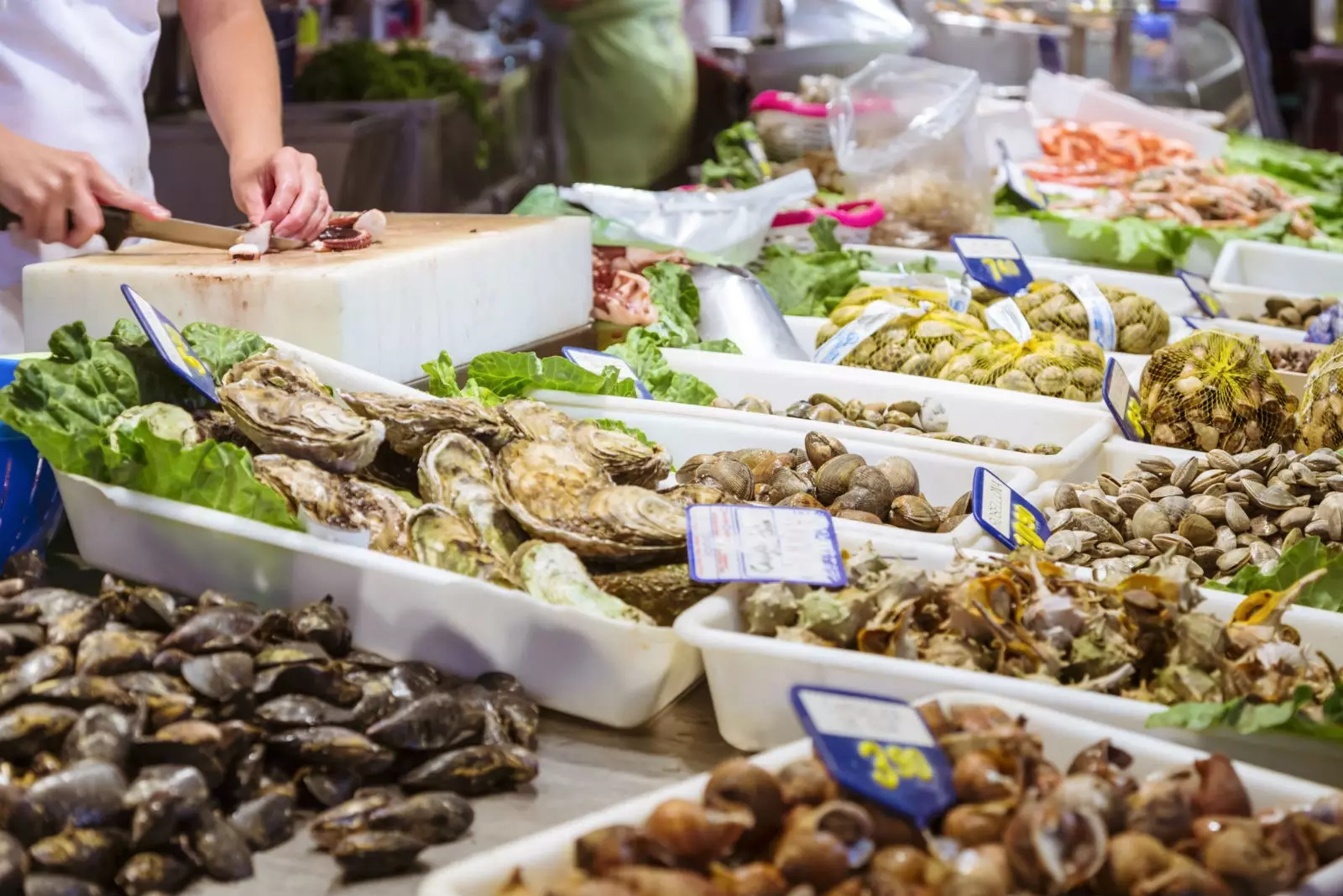 Os melhores mercados de Barcelona para experimentar produtos frescos.