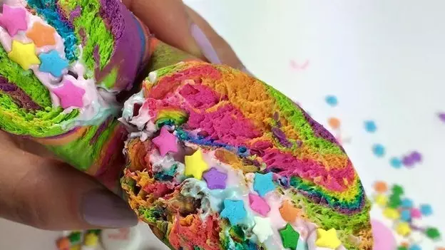 Che sapore ha l'arcobaleno? A New York, al bagel