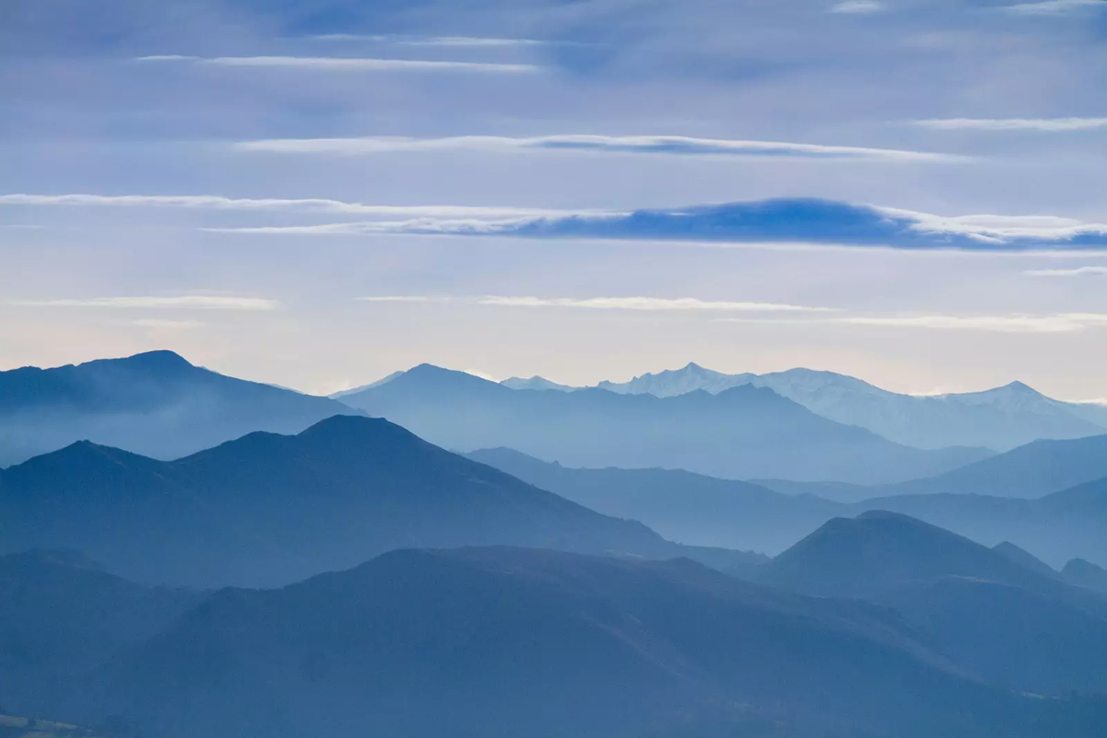 Uitzicht op de Sierra del Sueve vanaf de Mirador del Fitu