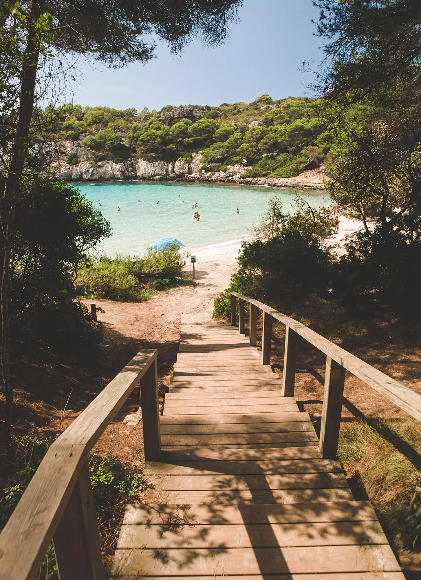 Arrivée am Paradäis vu Cala Macarella