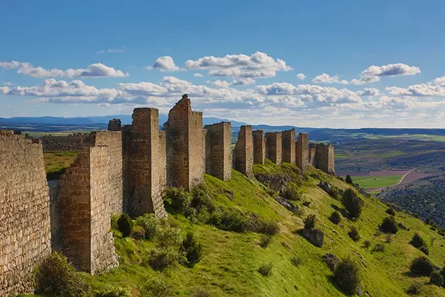 Dai un'occhiata al mondo dal castello di Gormaz