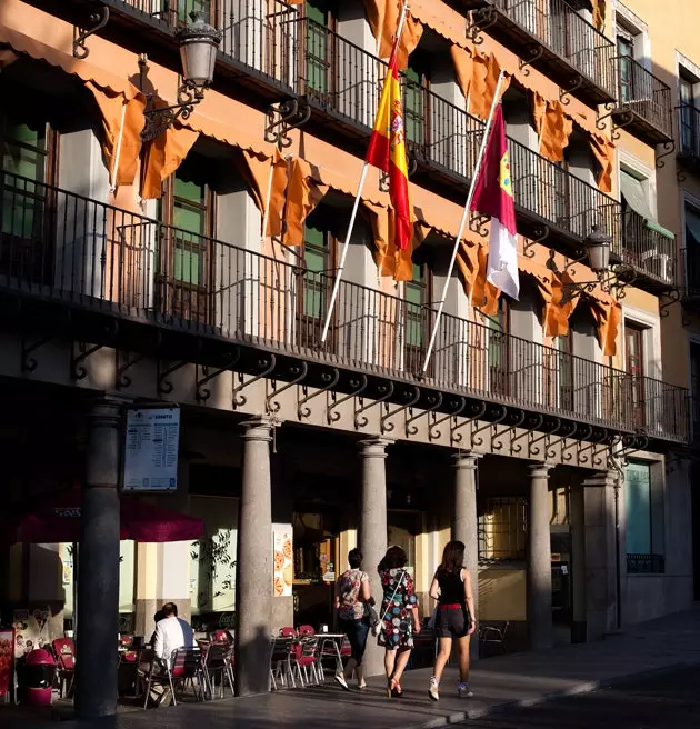 Plaza de Zocodover no centro histórico de Toledo