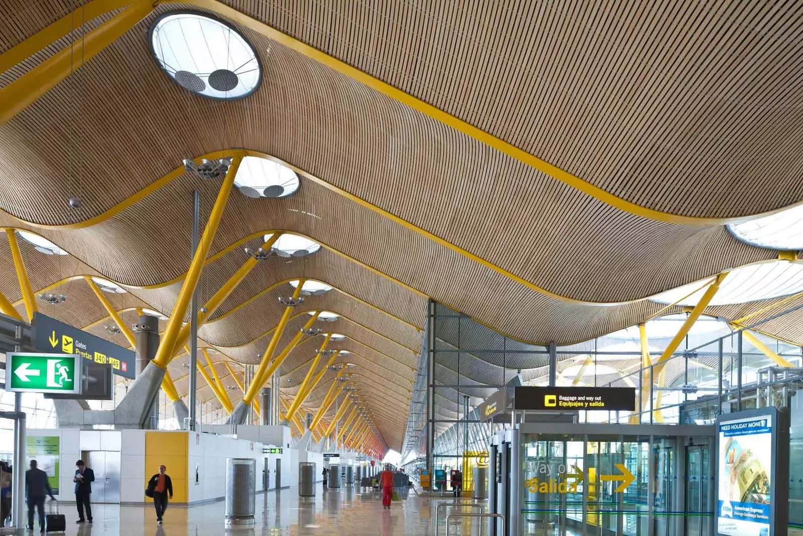 Iar cel mai bun aeroport din sudul Europei este... Adolfo Surez Madrid-Barajas