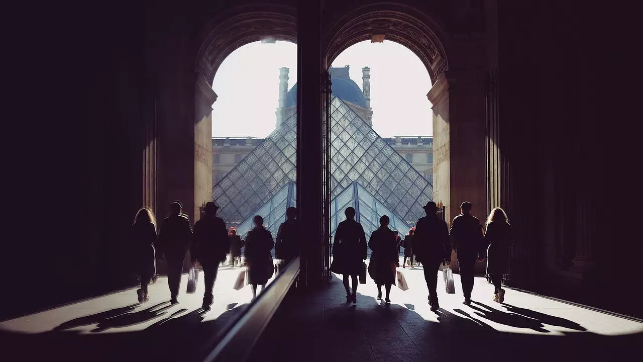 Museum Louvre adalah yang paling banyak dikunjungi di dunia (dan kami senang... kan?)