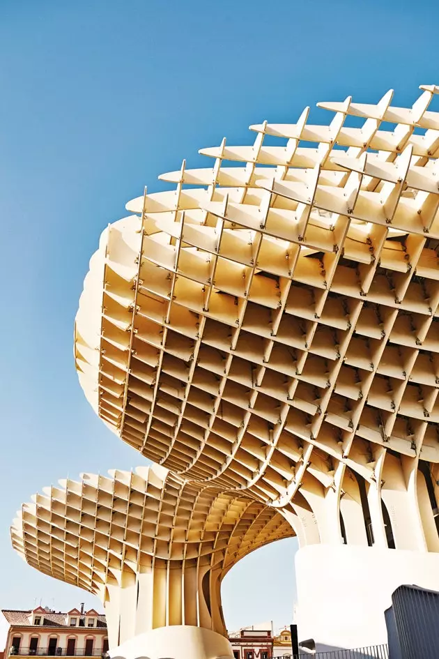 Metropol Parasol minn Jürgen Mayer H