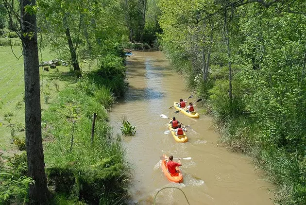 Taħseb rikba bil-kayak