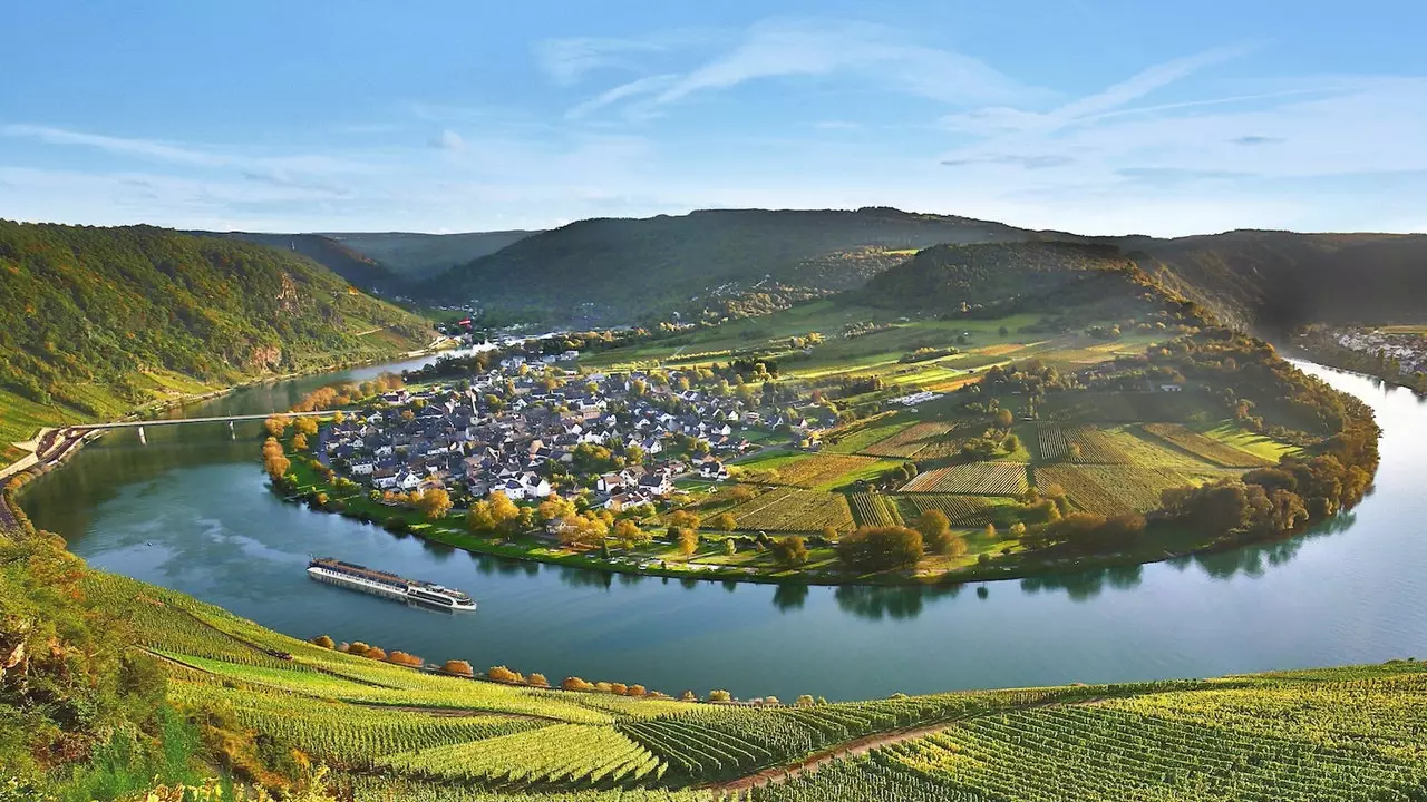 The longest river cruise in the world: seven rivers and fourteen countries in an epic journey through Europe!