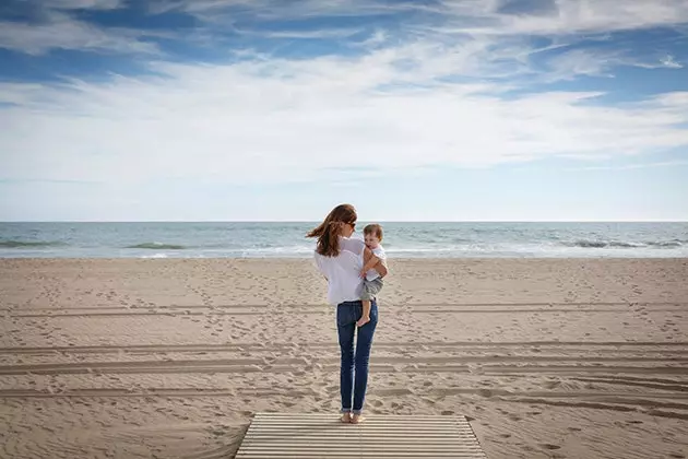 Pantai Castelldefels