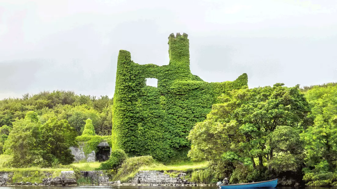 Menlo Galway Castle