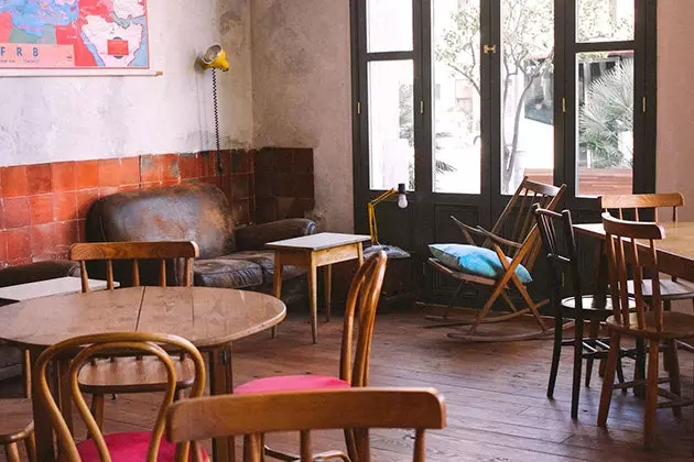 Cafenele frumoase în Barcelona Granja Petitbó