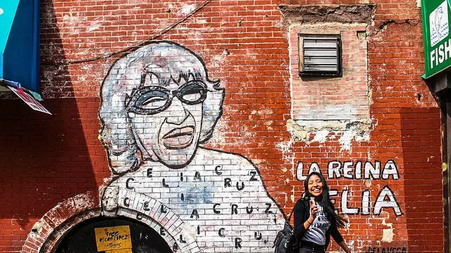 Cá háit a ithe in Oirthear Harlem? Ealaín agus gastro in El Barrio