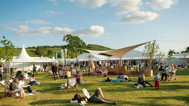 Festivals sense música: de l'art urbà a la literatura