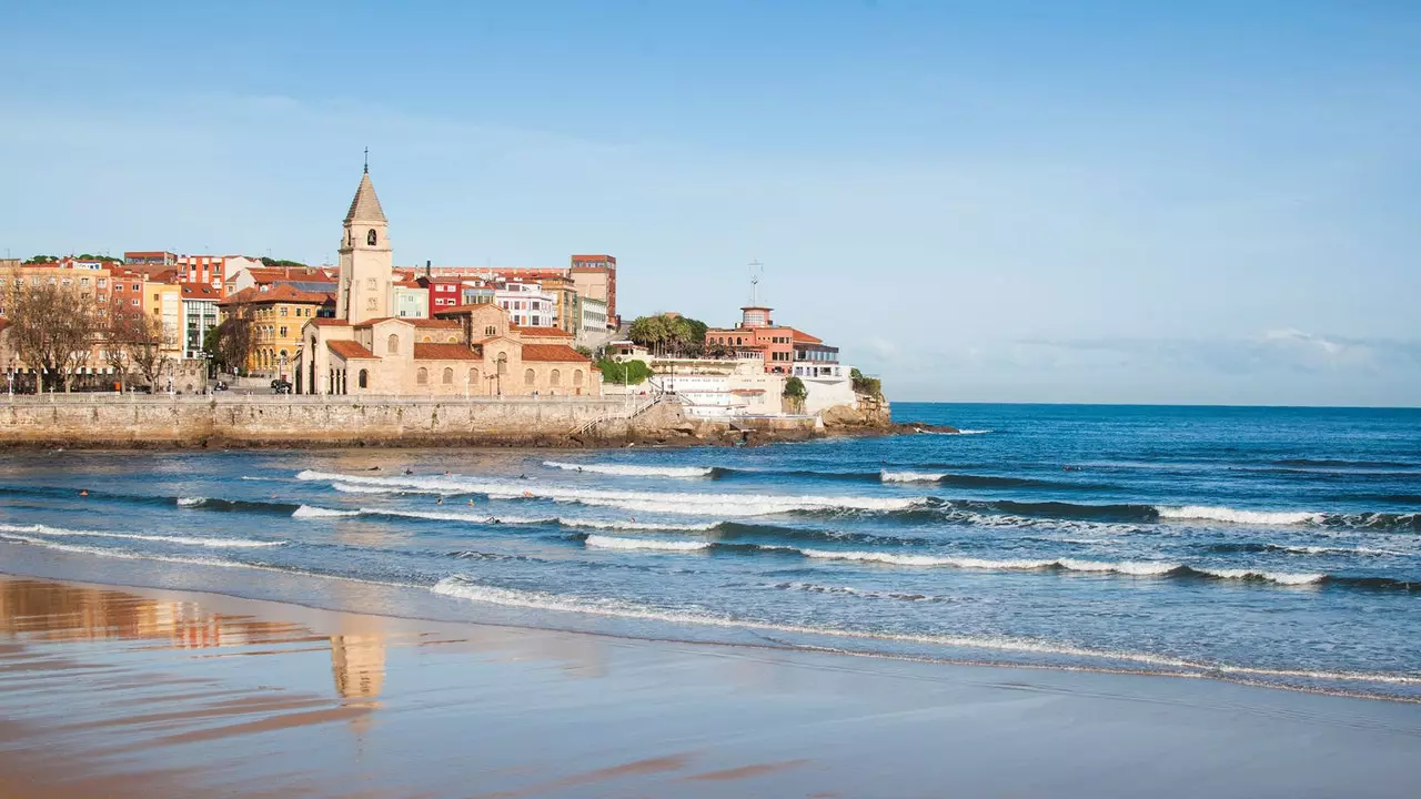 Għaliex għandek tmur Gijón dan is-sajf