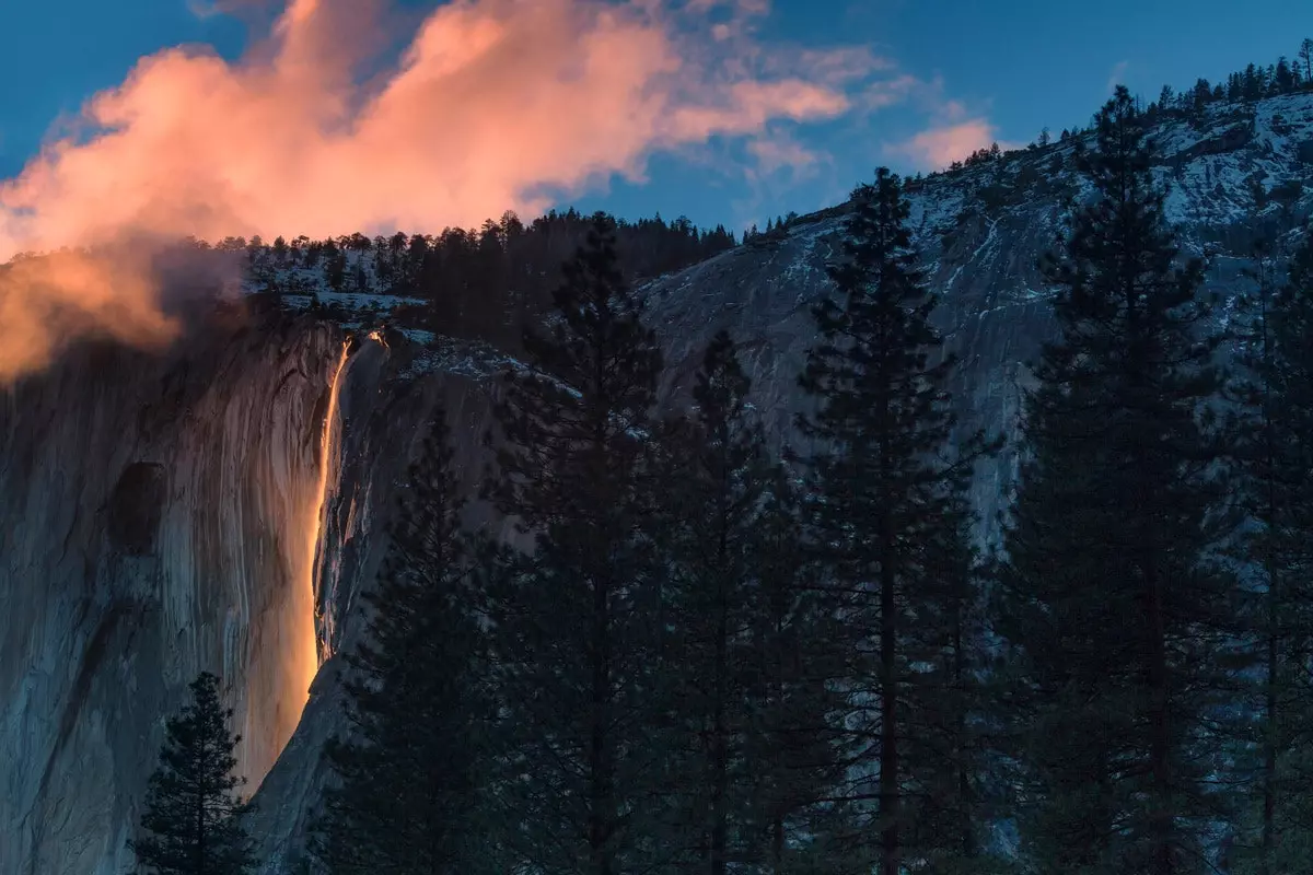 Yosemite inajiandaa kwa maporomoko ya maji ya moto kuwaka