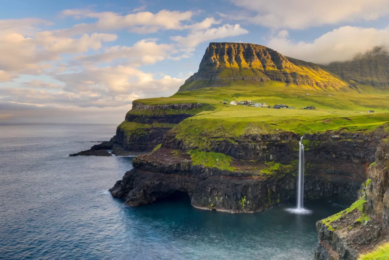 Ishujt Faroe në verë