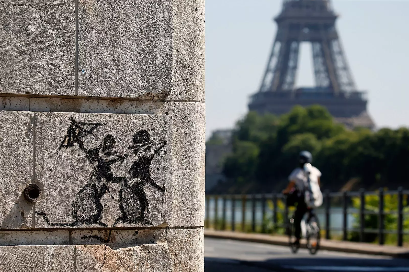 Da, graffiti-urile care au apărut la Paris sunt de la Banksy