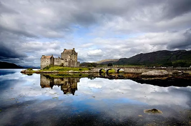 Tanah tinggi matryoshka pati Scotland