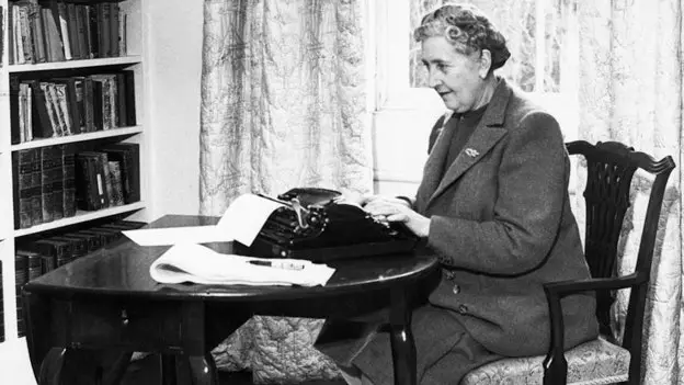 Salaperäinen treffi: Agatha Christie -festivaali