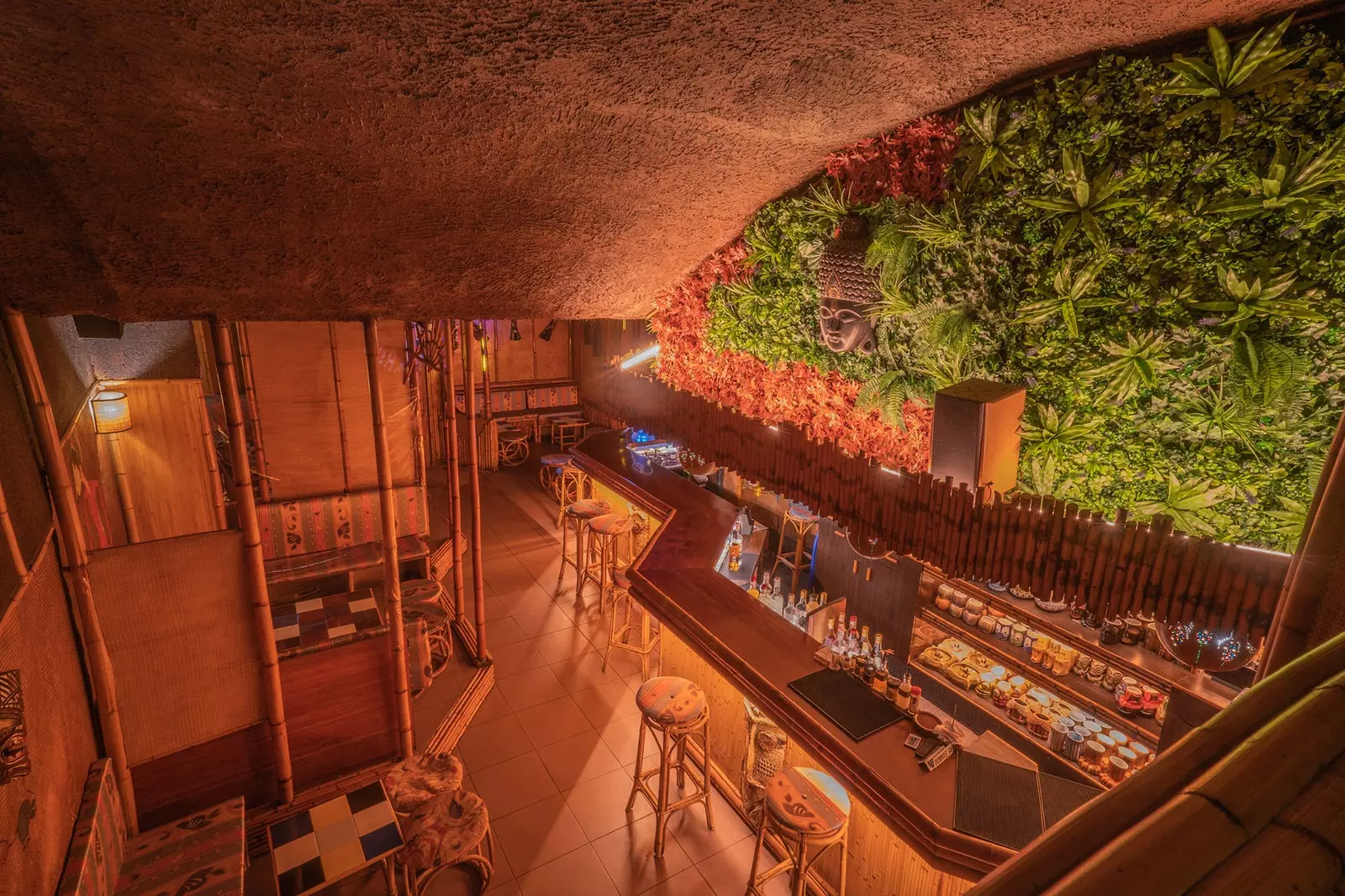 Polynesische Bar Kakiki in Barcelona