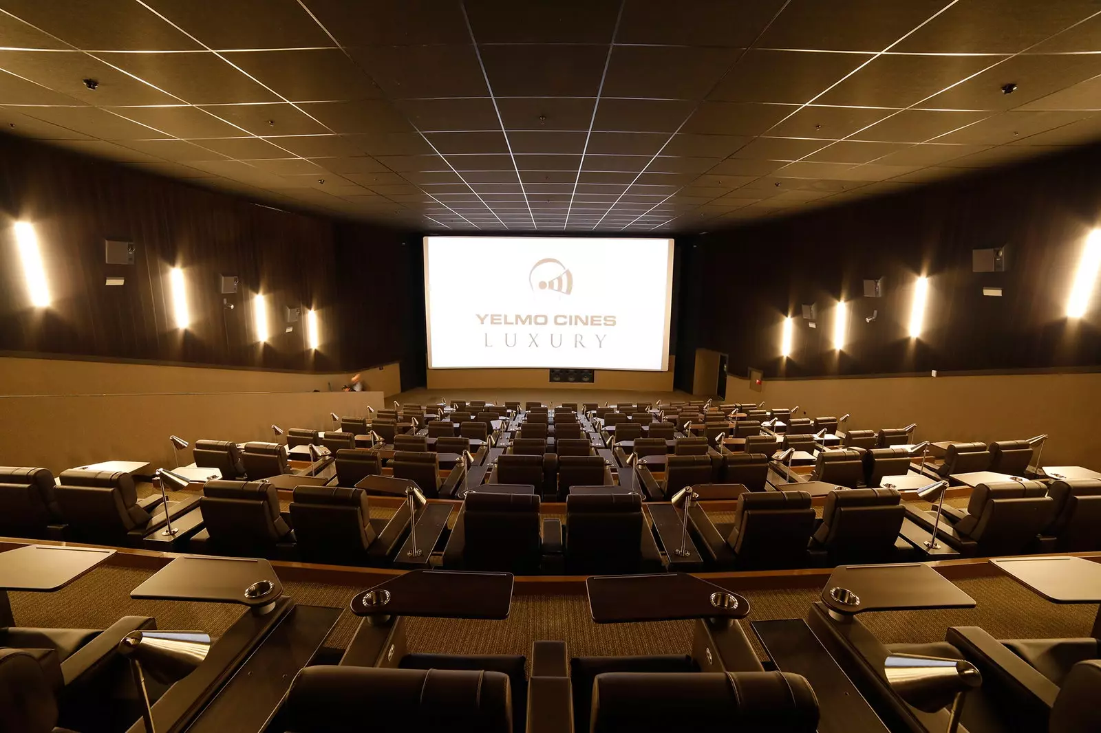 O primeiro cinema de luxo da Espanha está em Madri