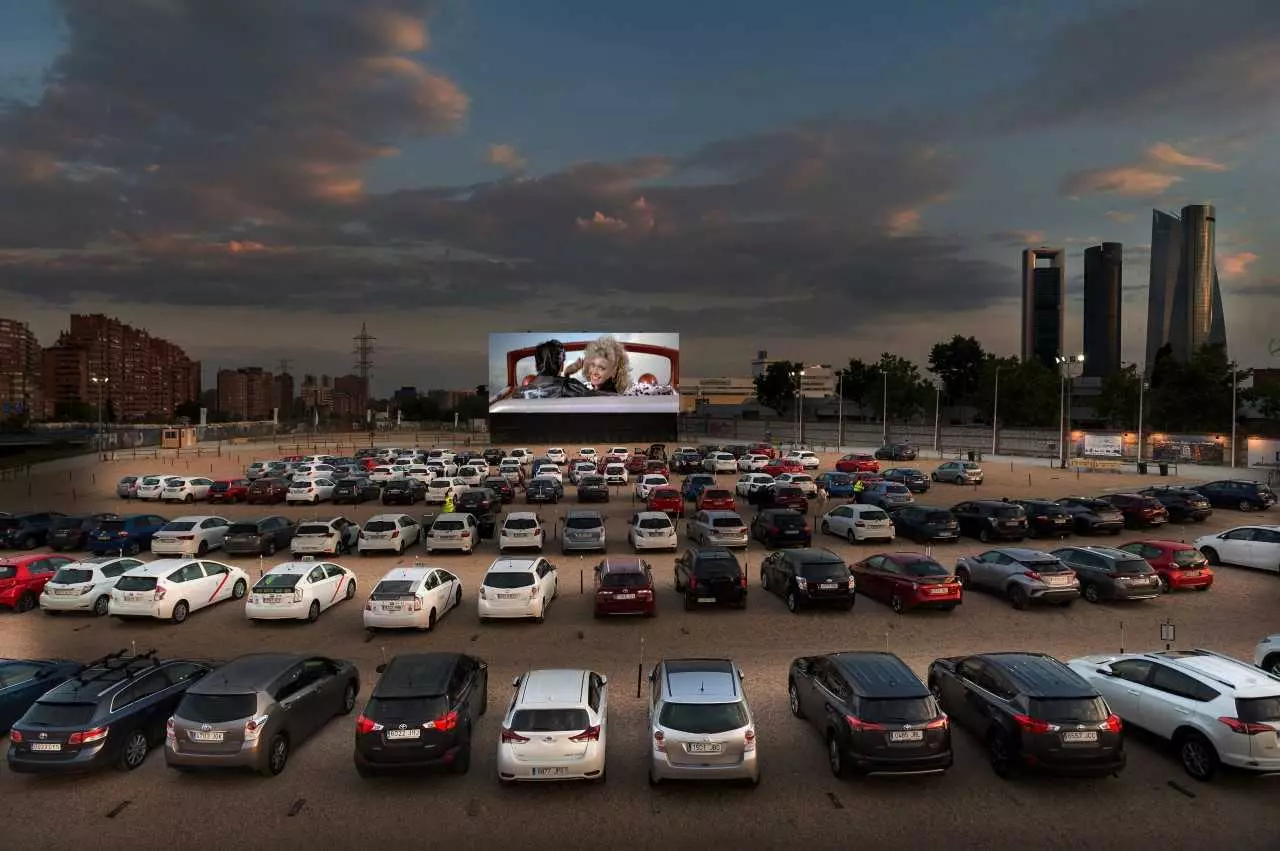 drive-in