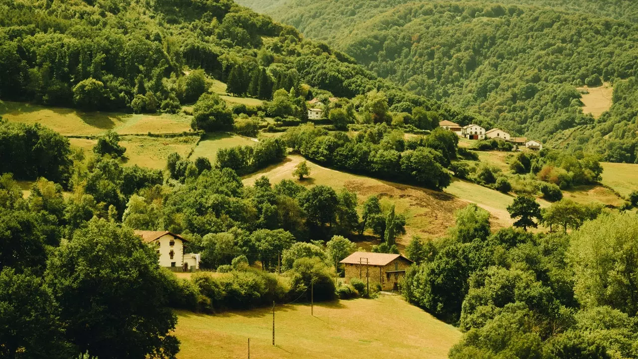 Baztanul și Valea Bidasoa: natură pură în Pirineii Atlantici