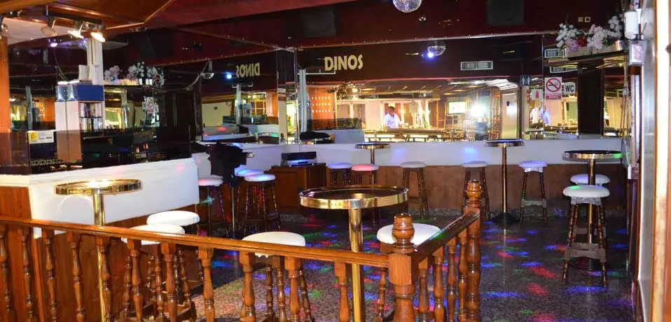 DINOS Pub караоке