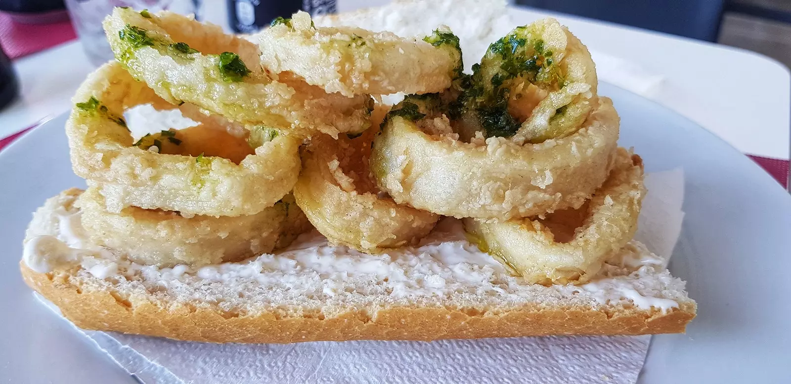 The calamari sandwich that brilliant object of desire