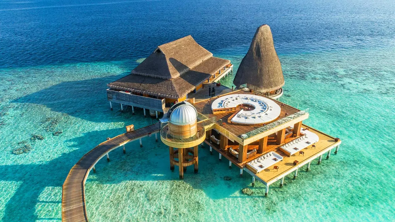 Hoteli hii ya Maldives ina gwiji wake wa nyota