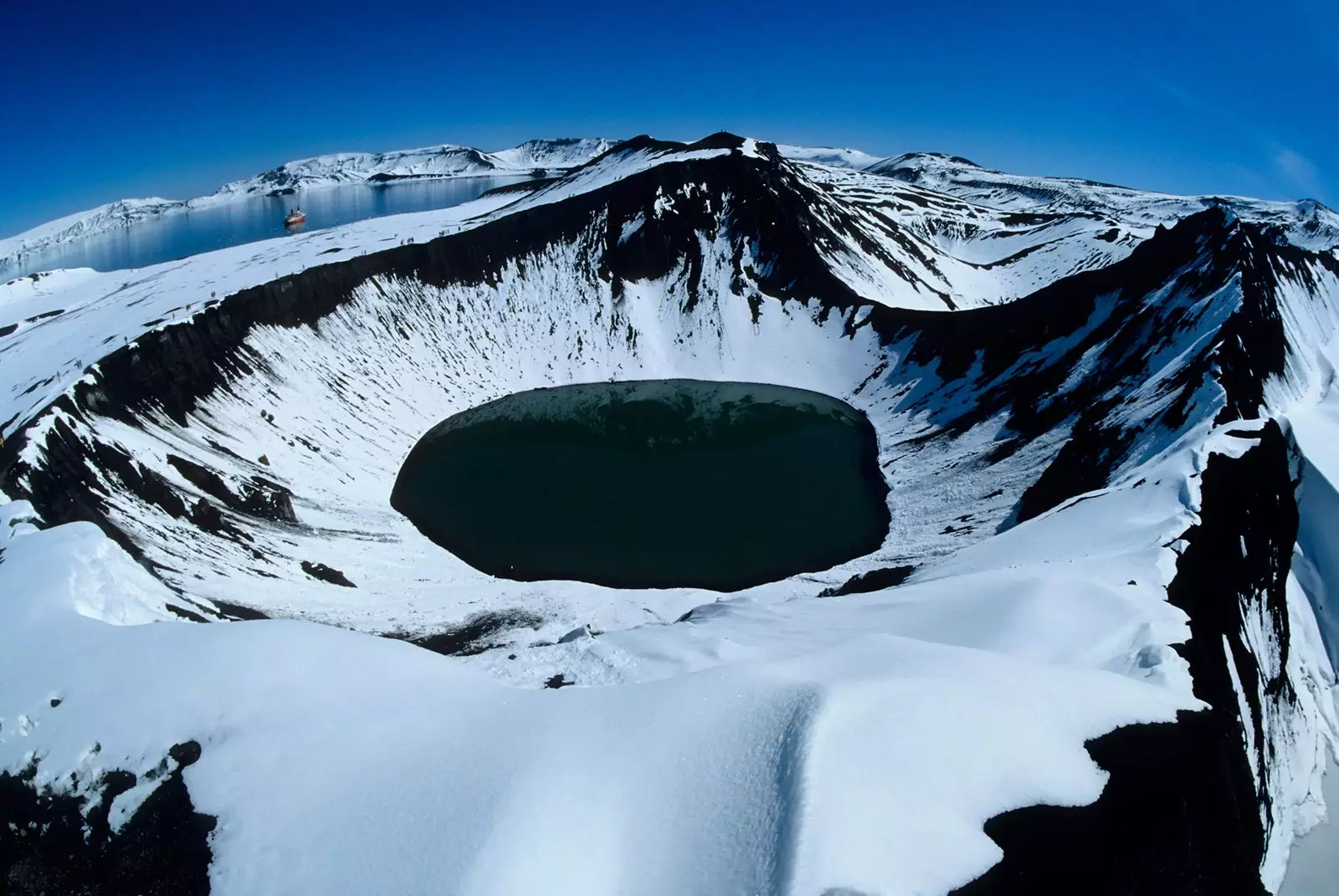 Flygfoto över Deception Island