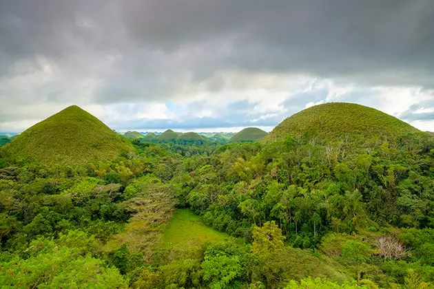 The Chocolate Hills in Bohol, Filipijnen