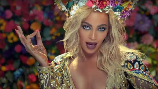 The video clip of Beyoncé and Coldplay in India or how Bollywood eats Hollywood