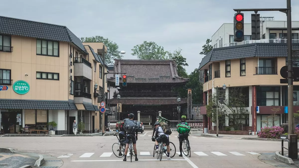 Dengan sepeda di Jepang: dari Niigata ke Toyama