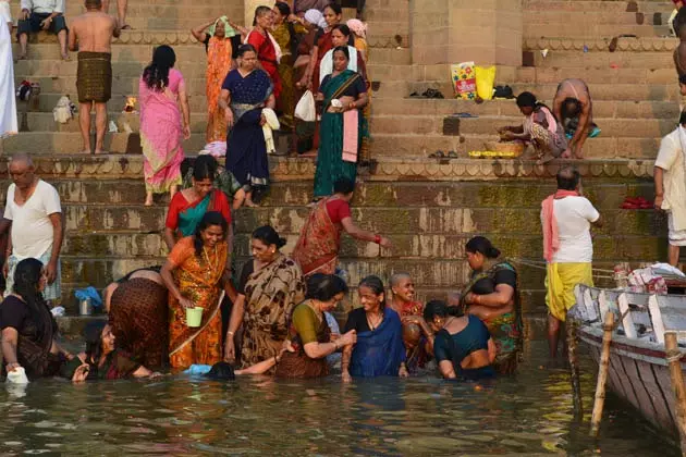 Kamar mandi di Varanasi