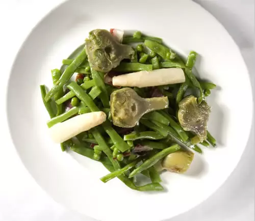 Plat de légumes au restaurant Ibarra à Cascante