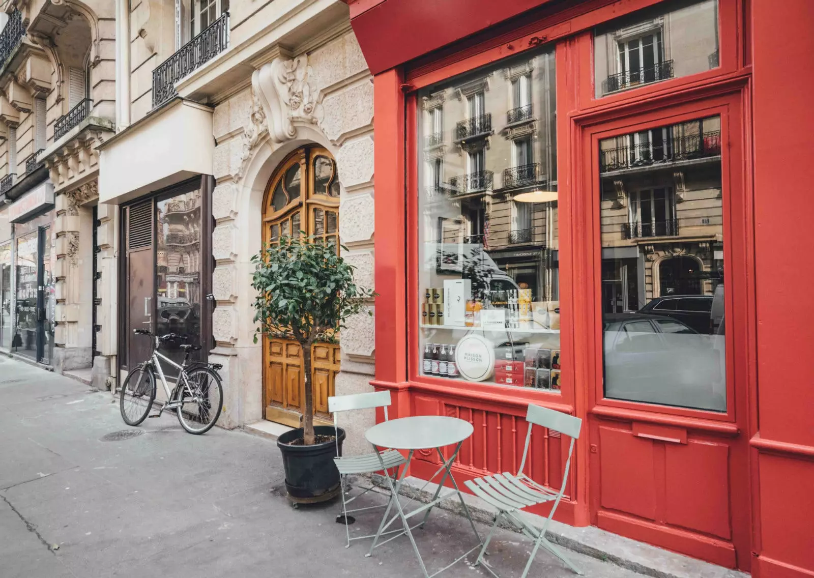 Стаята „L'Epicerie“ е близо до Place de la Bastille.