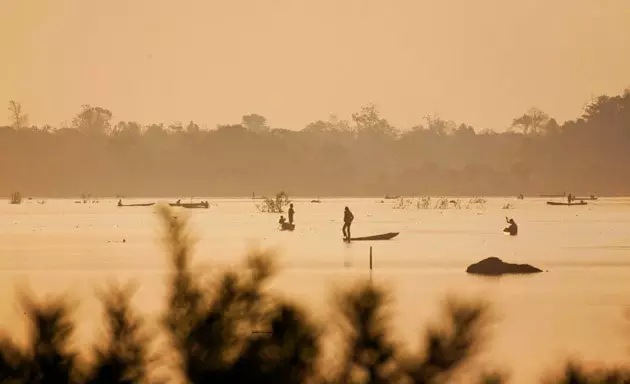 4000 ishujt e lumit Mekong Laos