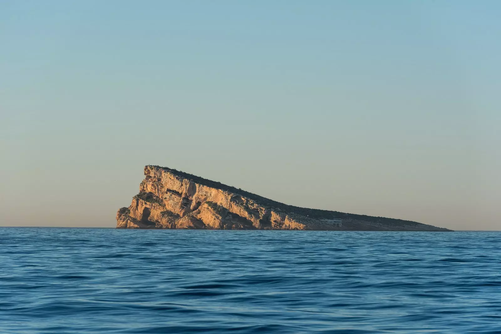 Benidorm kıyılarında sözde 'Gazeteciler Adası'