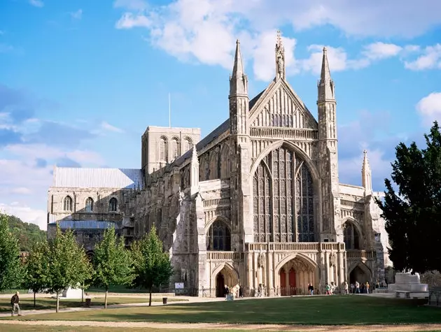 winchester cathedral