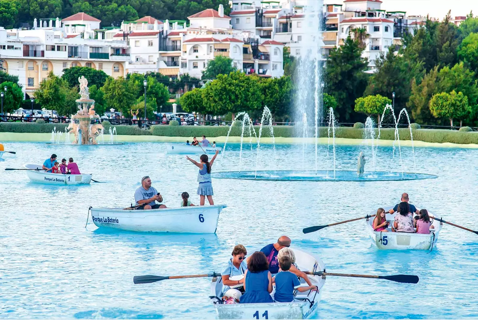 βάρκες στο πάρκο μπαταριών