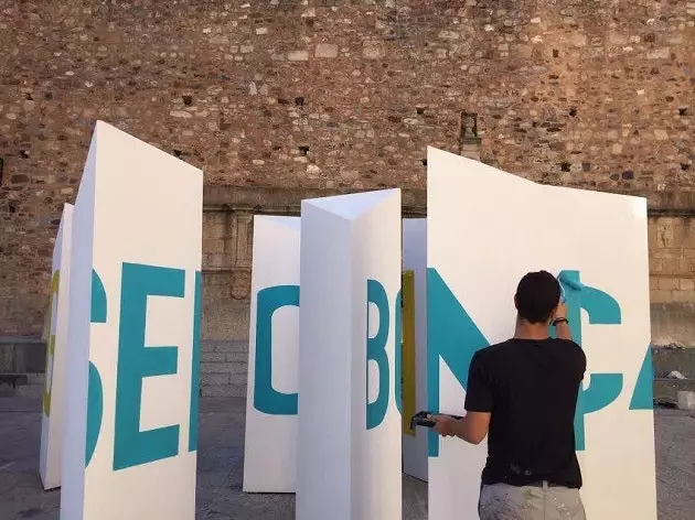 Poetry takes to the streets of the 15 Spanish World Heritage Cities