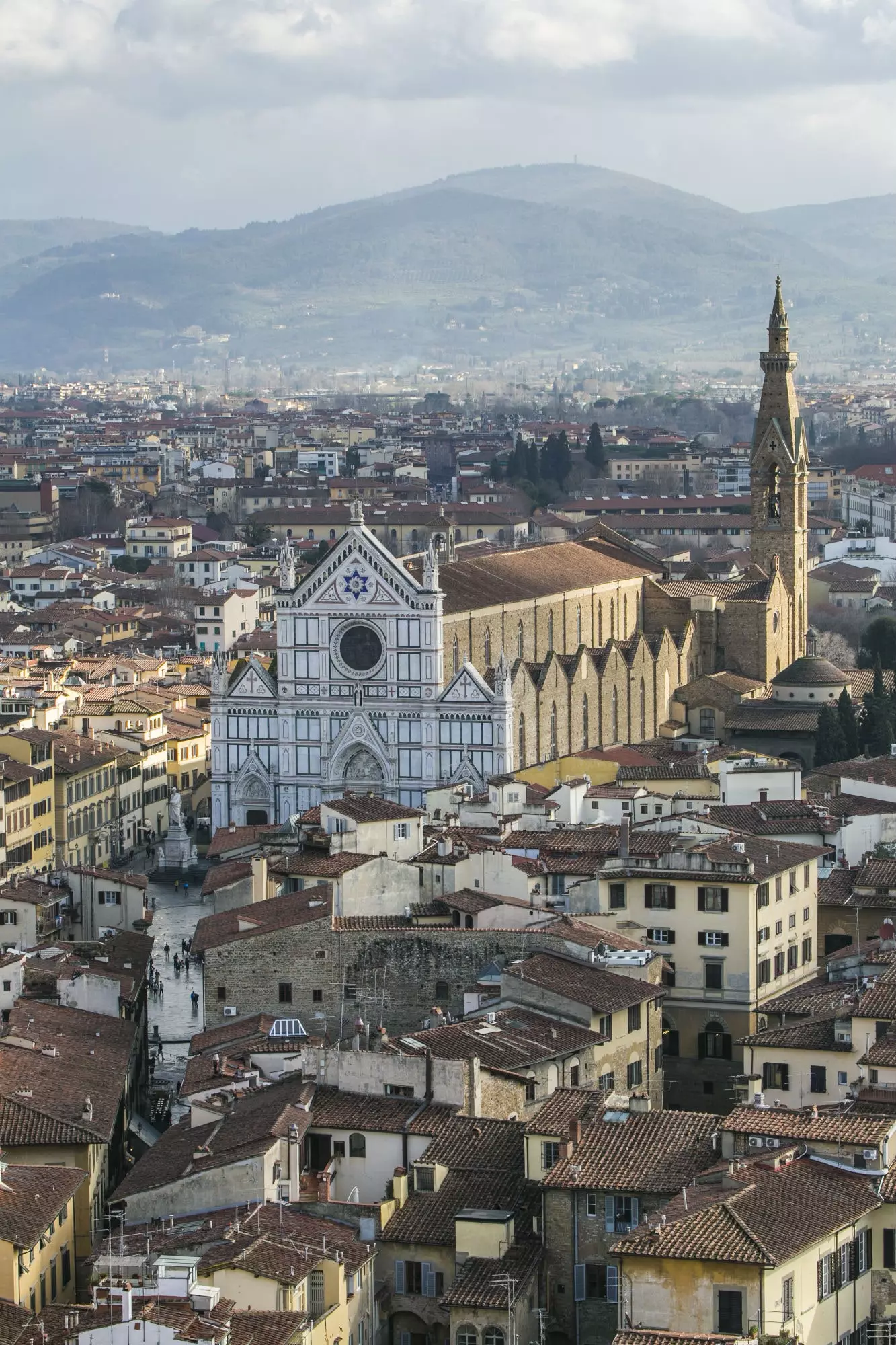 Florence sakit karena begitu banyak keindahan.