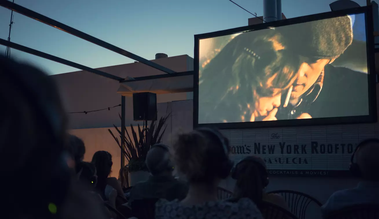 マドリードの夏の映画館 月明かりの映画