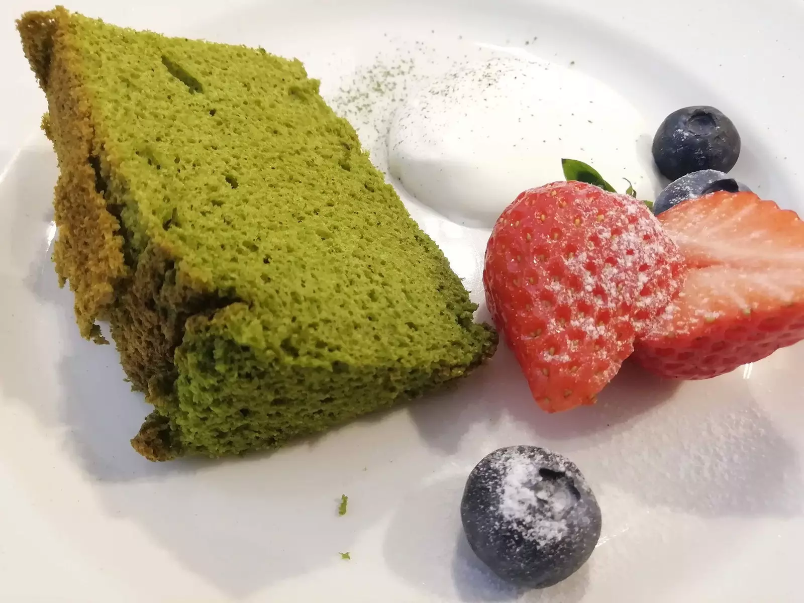 Kek matcha dengan namakurimu