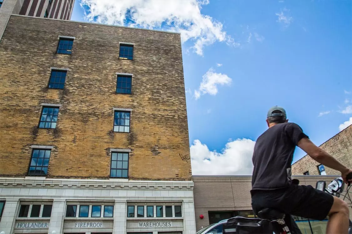 The Hollander un edificio del 1905 per millennial