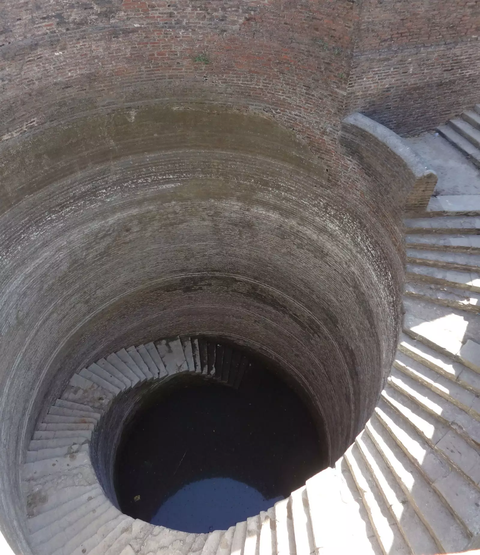 Helikális vav Champaner Gujaratban.