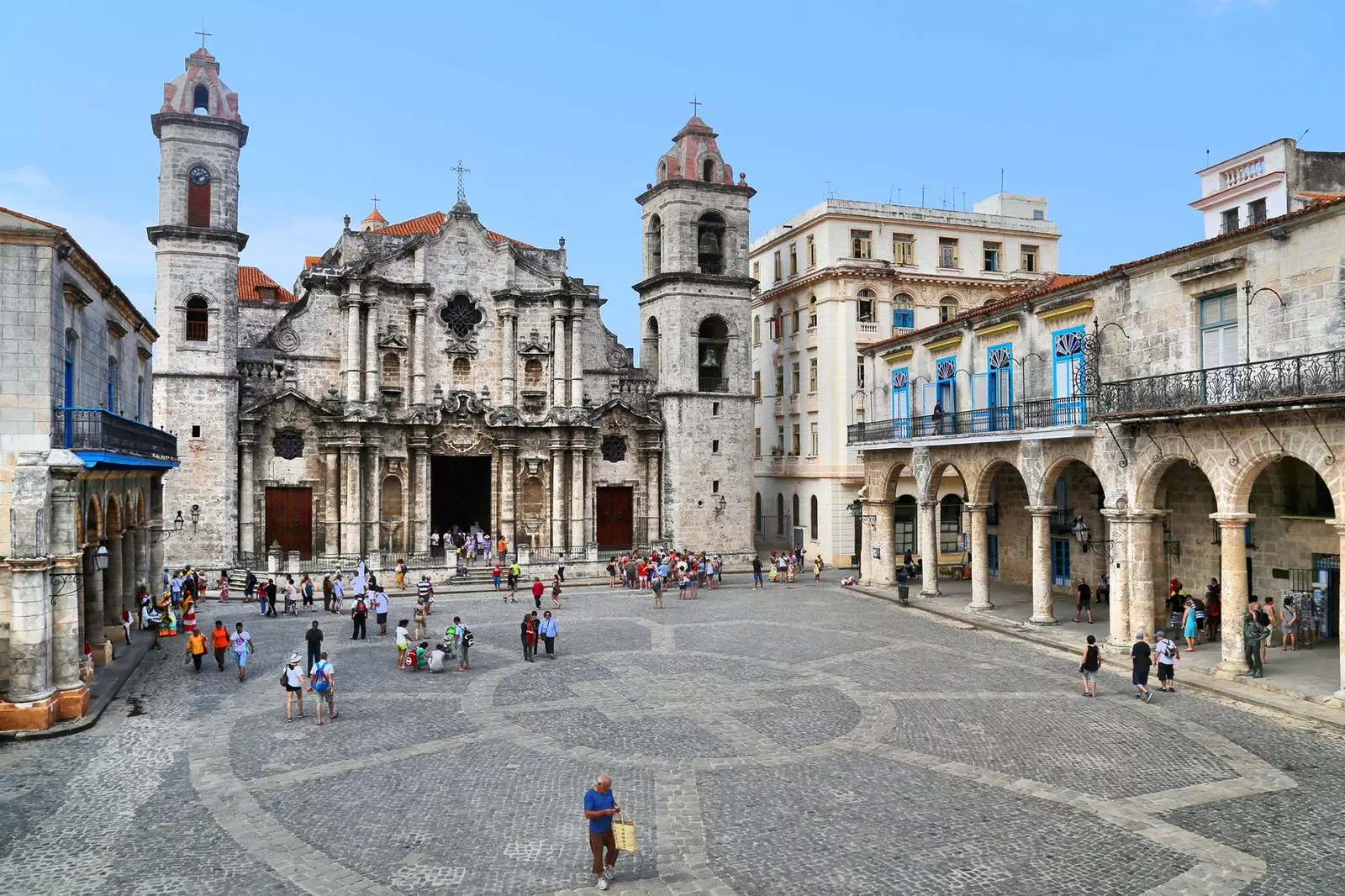 Piața Catedralei din Havana