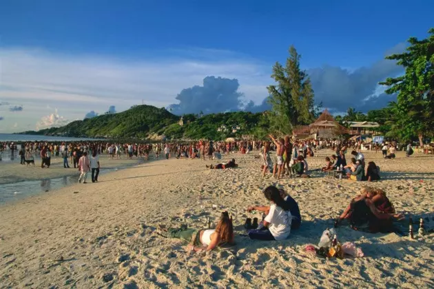 Haad Rin è famosa per le celebrazioni del Full Moon Festival