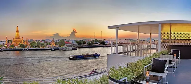 Het uitzicht vanuit het Sala Rattanakosin hotel